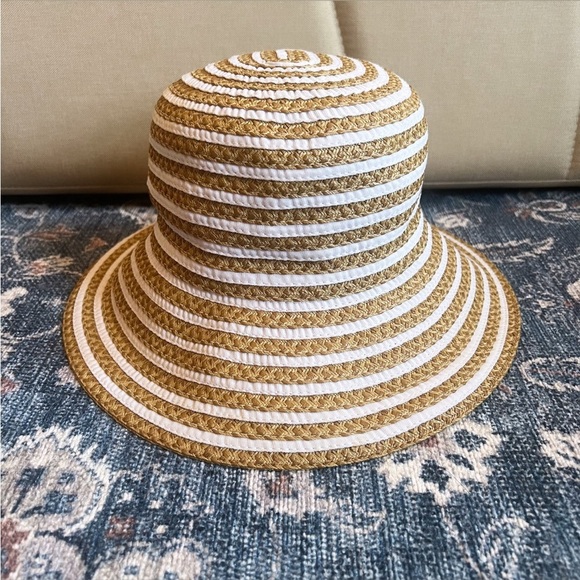 ERIC JAVITIS “Squishee” Natural Straw White Ribbon UPF 50+ Packable Bucket Hat main image 7